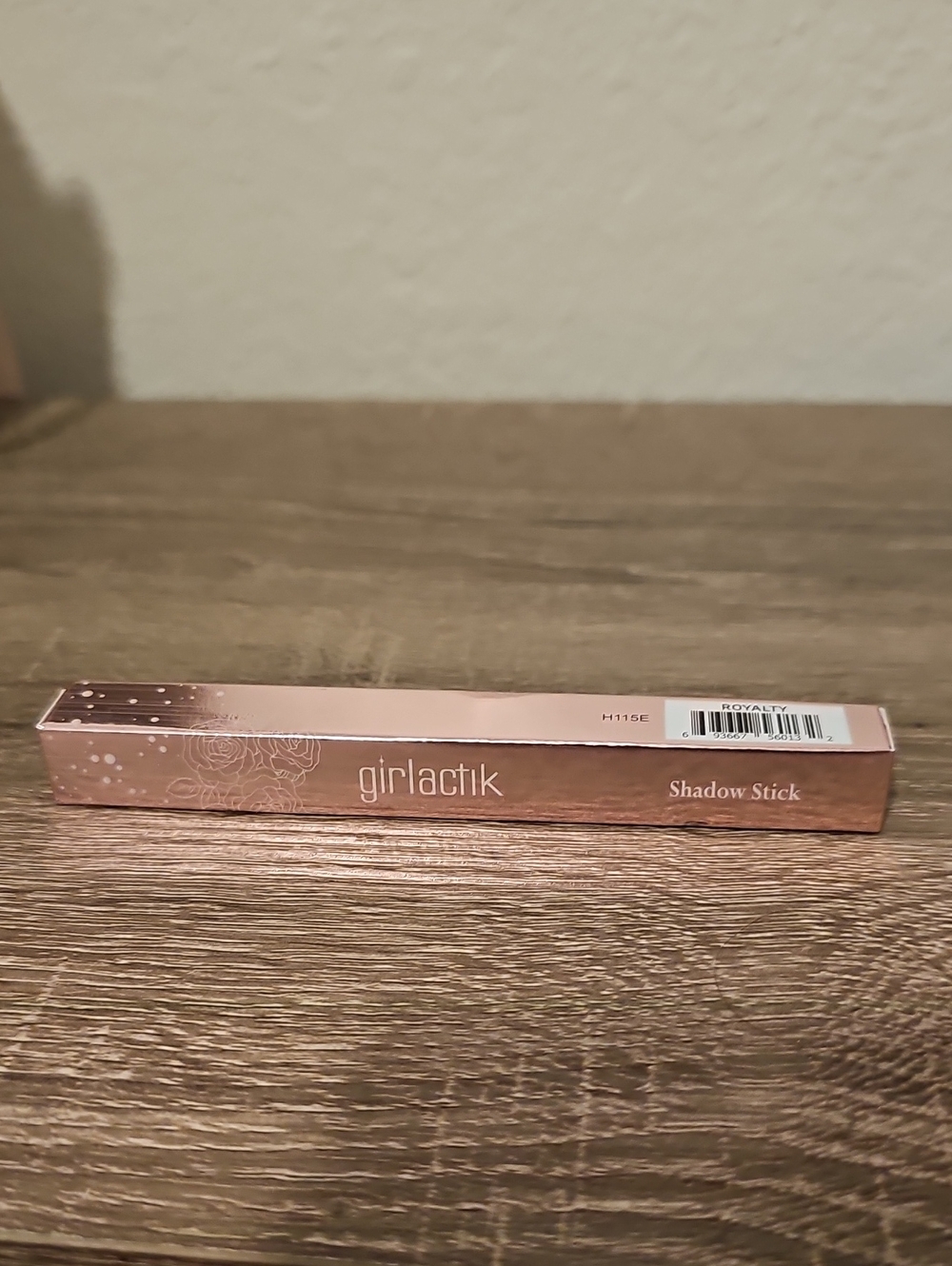 Girlactik Shadow Stick in Rose Gold